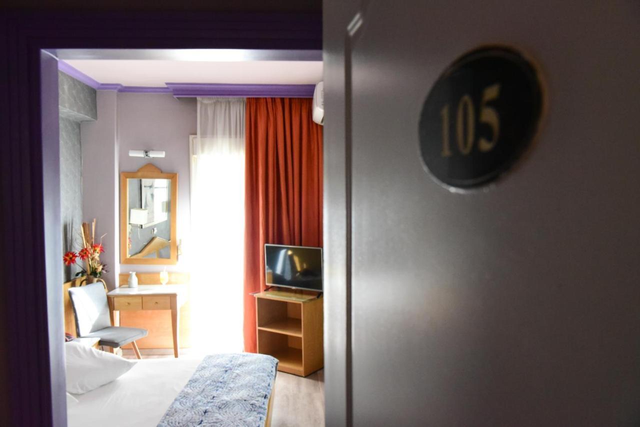 Eva Hotel Le Pirée Extérieur photo