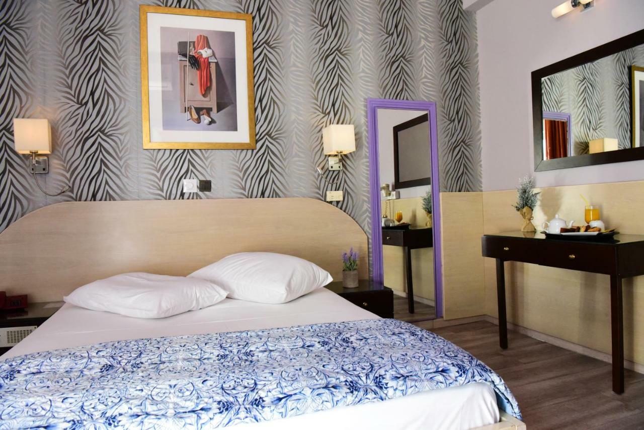 Eva Hotel Le Pirée Extérieur photo